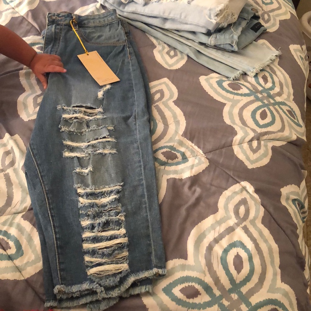 High Waisted Bermuda shorts
